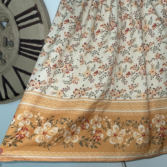 Women’s Dress / Tunic - Picture 7 of 9